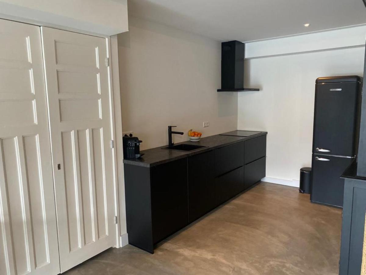 Stijlvol Ruim Studio-Appartement Nabij Historisch Centrum 阿默斯福特 外观 照片