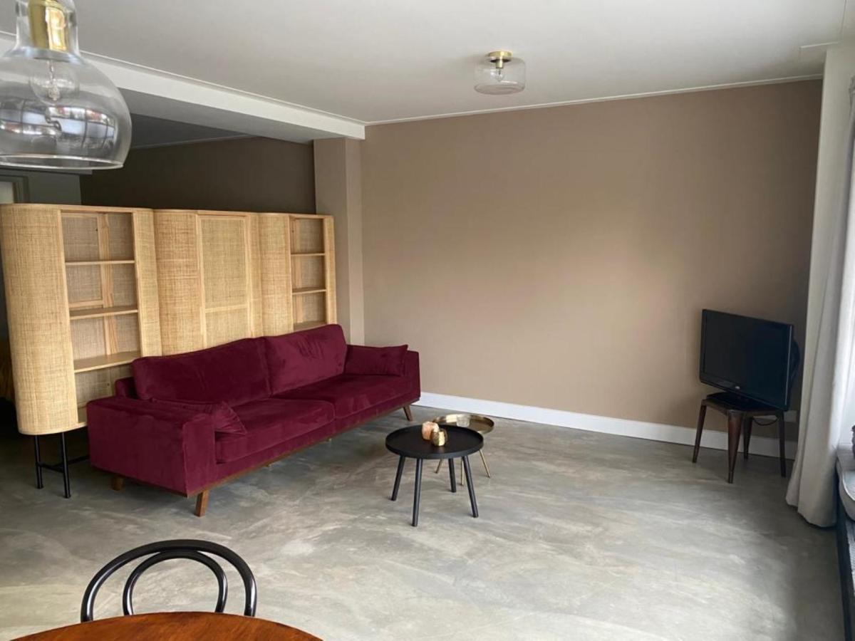 Stijlvol Ruim Studio-Appartement Nabij Historisch Centrum 阿默斯福特 外观 照片